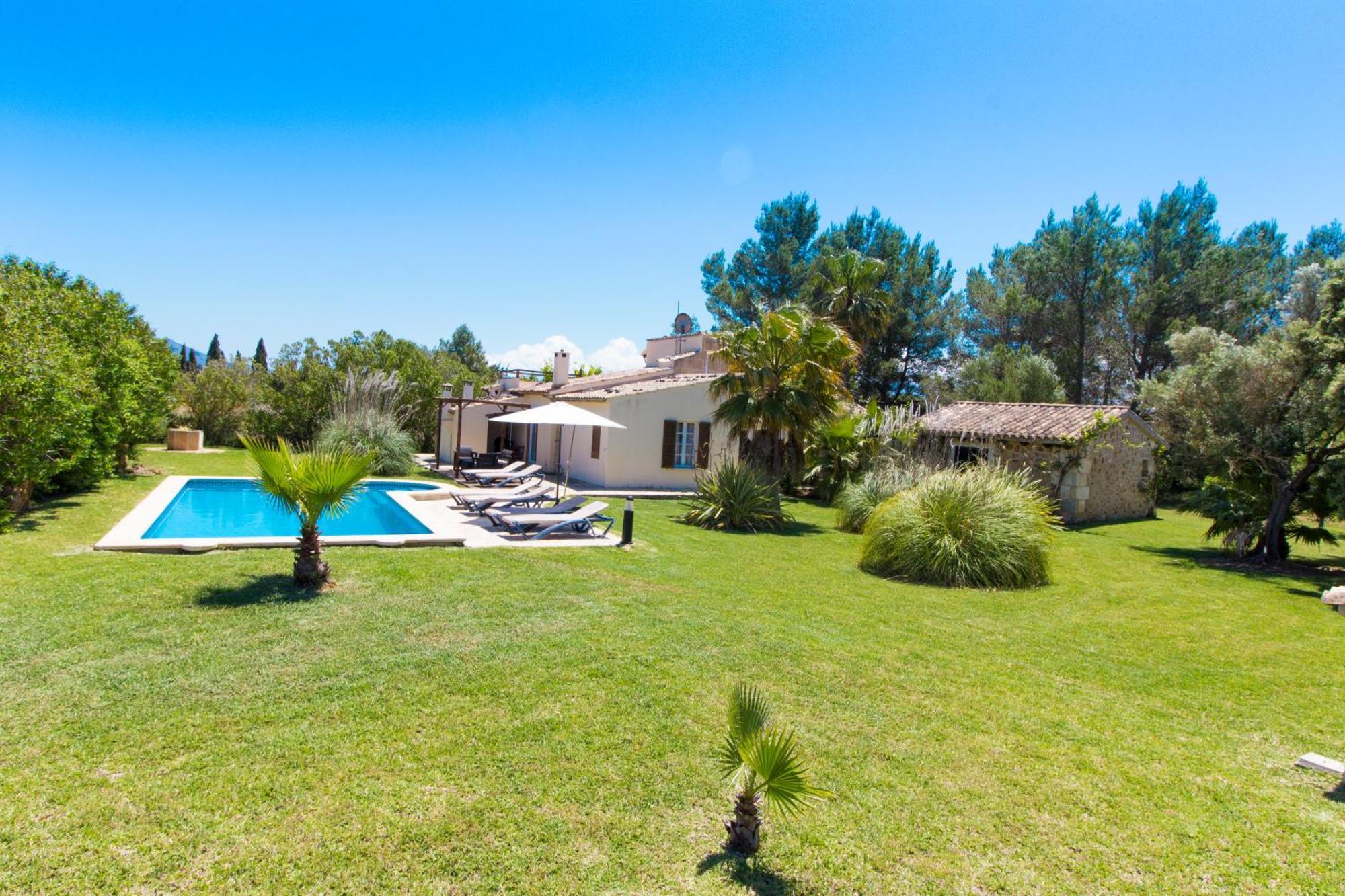Holiday home Charming With A/c And Wifi